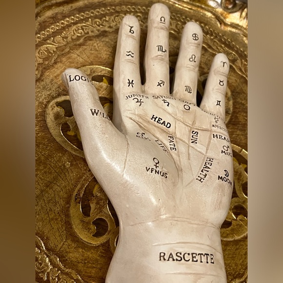 NWT ASHLAND PALMISTRY HAND TABLETOP DECORATION. - Picture 6 of 12